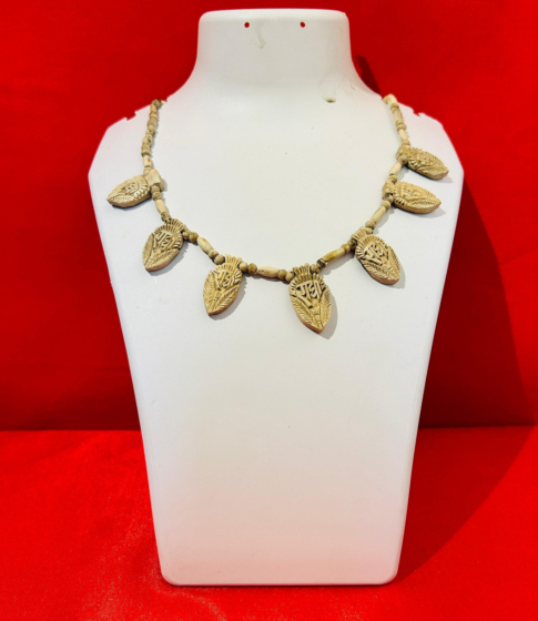 Handcrafted Tulsi Kanthi Mala | 48x6x0.5 cm