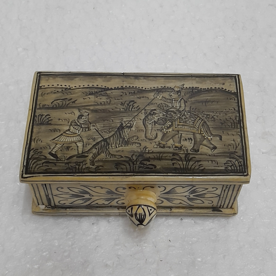 Handcrafted jewellery box 