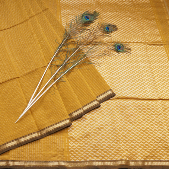 Handloom Maheshwari Heavy Zari Saree