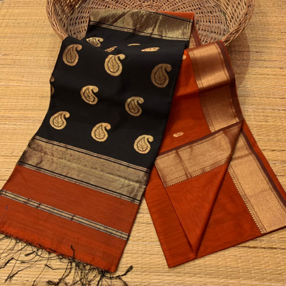 Cotton Saree with blouse piece -Coral