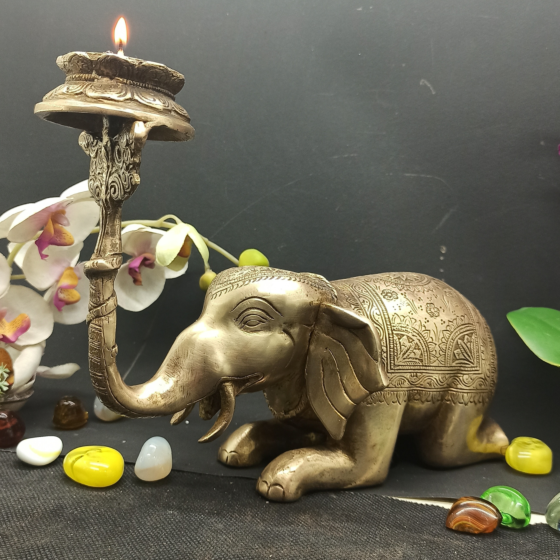 Brass Elephant Candle Stand KBH05441