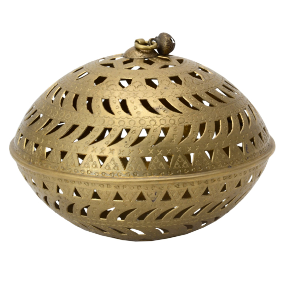 Brass Candle Stand KBH06246