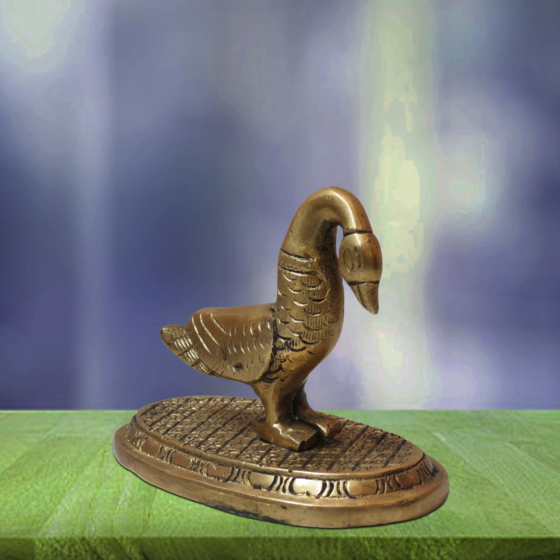 Brass Swan Idol KBH08802