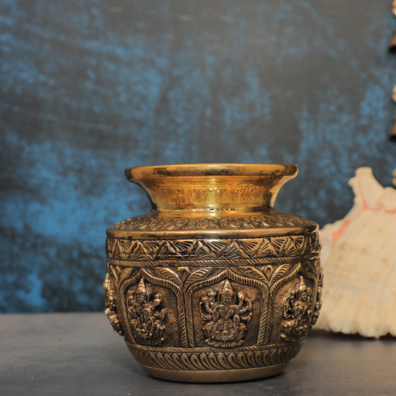 Brass Laxmi Pot 5 Inch KBH10629