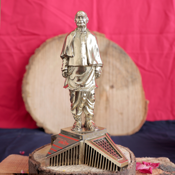 Brass Statue of Unity KBH11169
