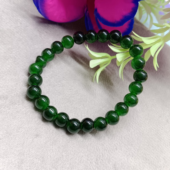 Handcrafted Beaded Chrome Green Bracelet