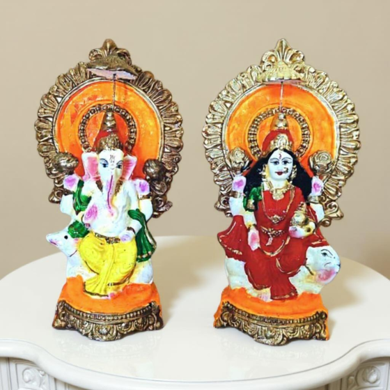 Handcrafted Ganesha & Lakshmi Clay Idols | 20x14x9 cm
