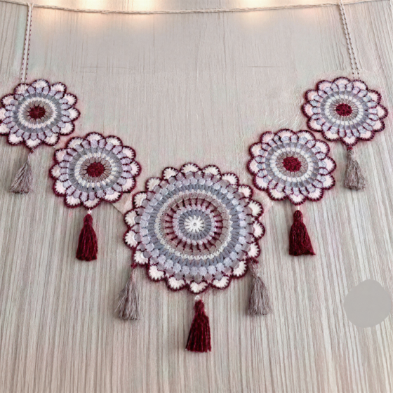 Edge Coaster with Tassels | Maroon