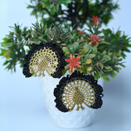 Crochet Earrings | Black
