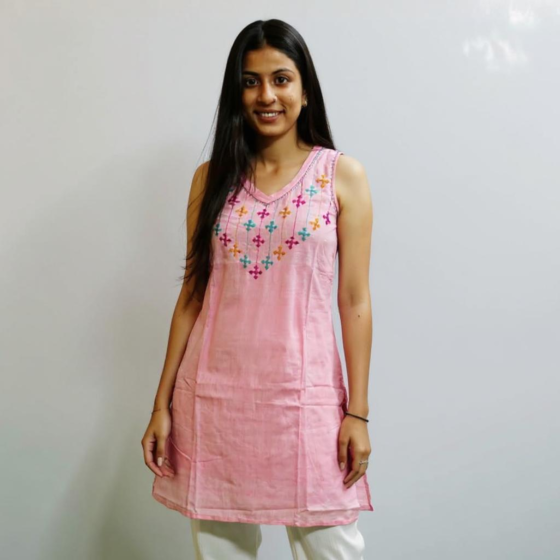EMBROIDED SLEEVELESS KURTA FOR GIRLS