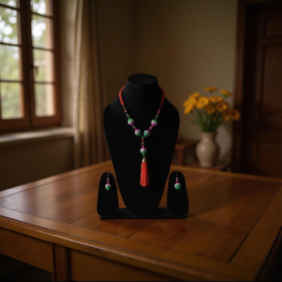 Stylish Multicolour Necklace