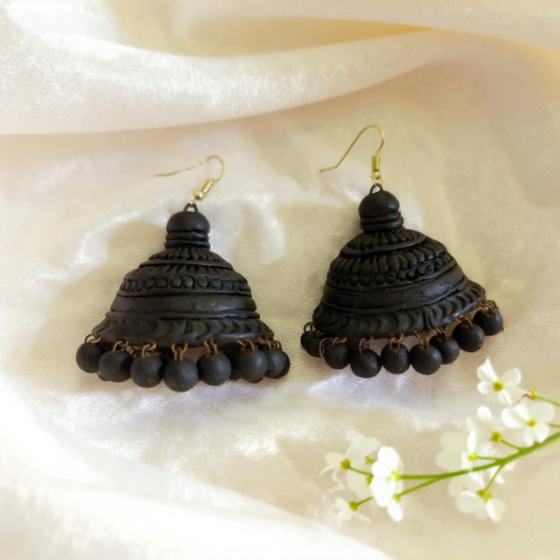Black terracotta earrings 