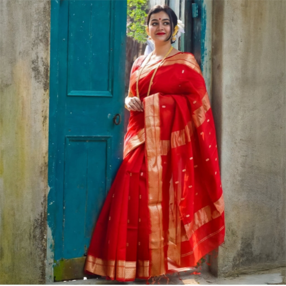 Maheshwari Cotton-Silk Khatiya Border Red Saree