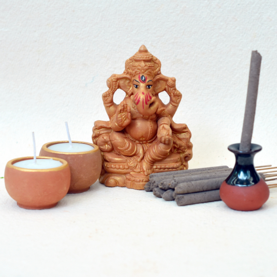 Handcrafted Ganesha Idol with Puja Kit | 8x5x11 cm