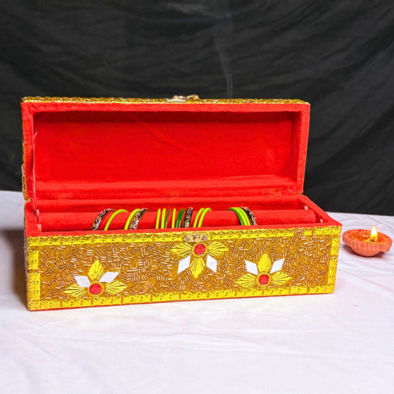 handcrafted bangle box, golden bangle box, kaat dana work box, velvet lining bangle box, handmade jewelry box, Indian handicrafts online, Santarms bangle box, mirror work box