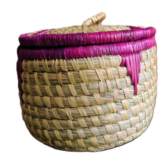 Handcrafted casserole I Width- 8*height -4 inches