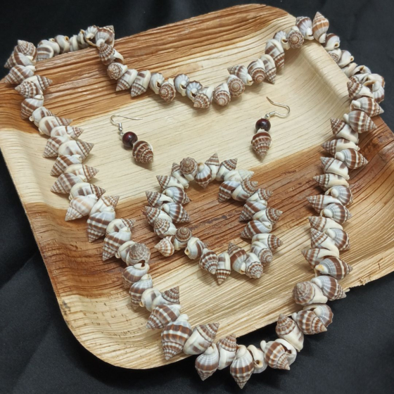 Seashell Jewelry Set
