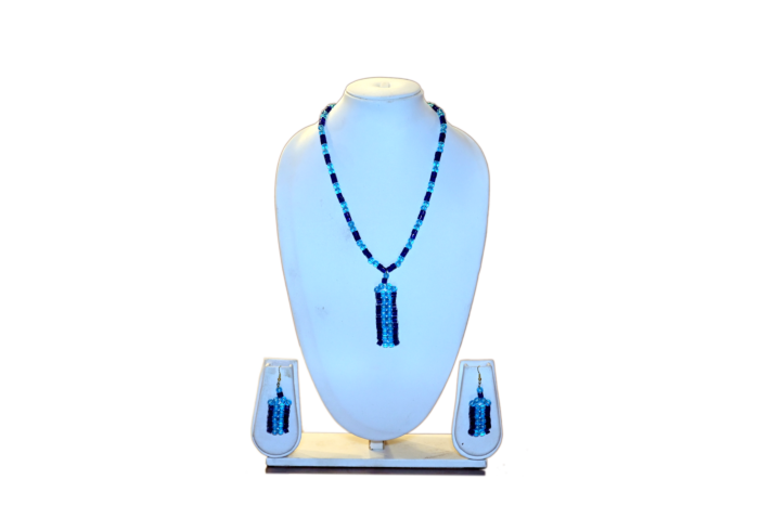 NEVY BLUE NECKLACE