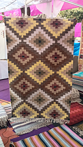 Geometric Rug 3 x 5 ft
