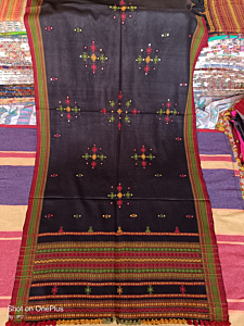 Chomukh Kutchi Shawl