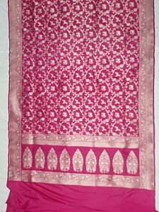 Handloom pure silk saree with blouse piece 