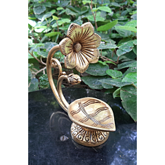 Brass Diya With Flower BH07351