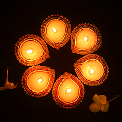 Handmade Motiff Diya Design 2 Wax Filled Candles set of 12