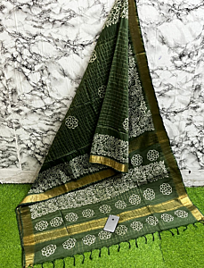 Aarvi Grace – Kota Staple Mangalagiri Saree with Discharge Print & Matching Blouse | Lightweight Handloom Elegance