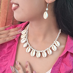 Shell Necklace Set