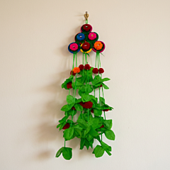 Handcrafted Wool Leafy Wall Hanging