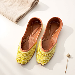 Moti Work  Tilla Jutti 