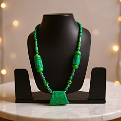 Handicrafted Bone Green Necklace 