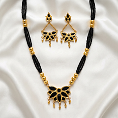 Handcrafted Black Meenakari Necklace Set