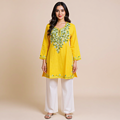 Women Embroidered Pure Cotton yellow Kurta  s size