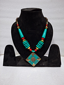 Handicrafted Necklace 