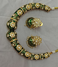 Kundan meenakari nackles 