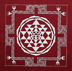 Handcrafted Aipan Art Maha Laxmi Sri Yantra 1212