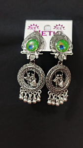 WOMEN EARRINGS STYLESS