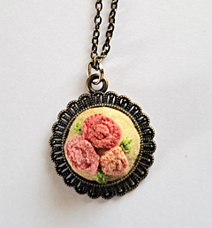 Hand Embroidery Pendant 