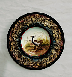 HANDCRAFTED WOODEN DECORATIVE WALL PLATE WITH INTRICATE BIRD ART - KALAMKARI