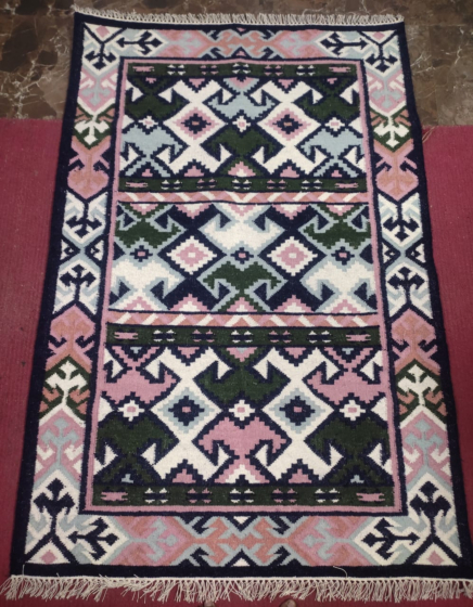 Hand-woven Geometric shape Kilim Durries I 5x8 feet