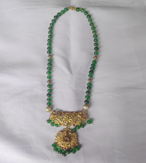 Handcrafted Beaded Statement Necklace| Emerald Green 