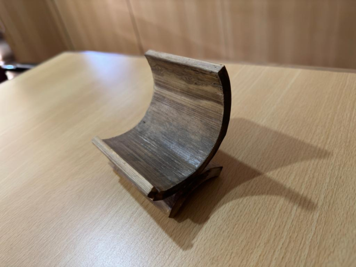 BAMBOO HALFMOON  MOBILE STAND