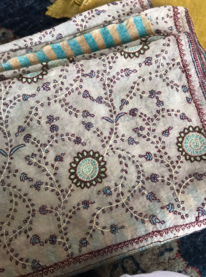 Handmade Pashmeena Jali Stole 