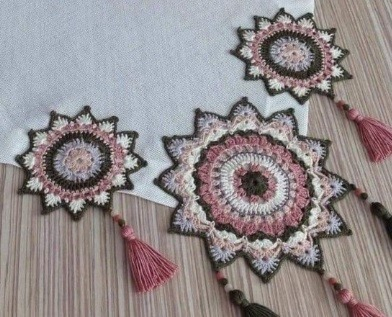 Edge Coaster with Tassels | Multi Colour