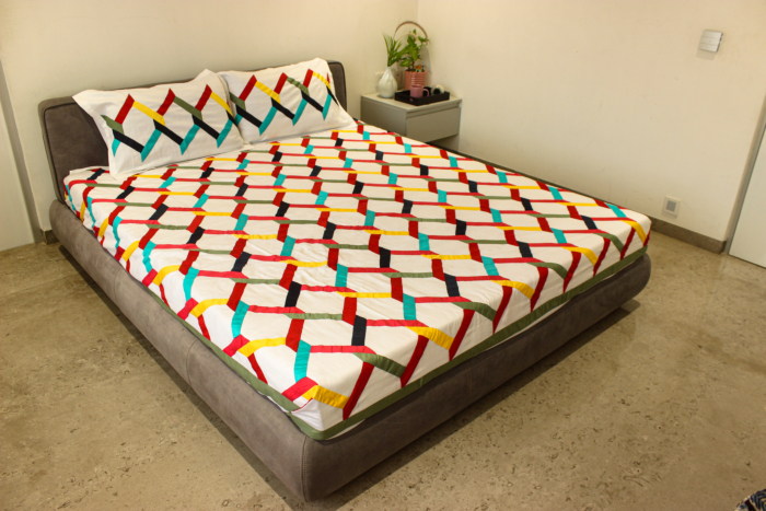 Patchwork bedsheet hexagone design