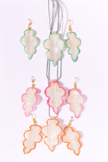 Handmade Pendant with Earrings Set | Leaf Design | Multicolour | Set of 3