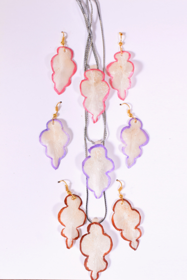 Handmade Fish Scale Pendant with Earrings | Multicolor | Set of 3