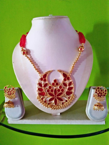 Women Ring Design Neckless Set