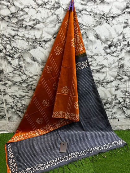 Kota Staple Batik Print Saree with Golden Zari Border & Blouse - Lightweight & Elegant